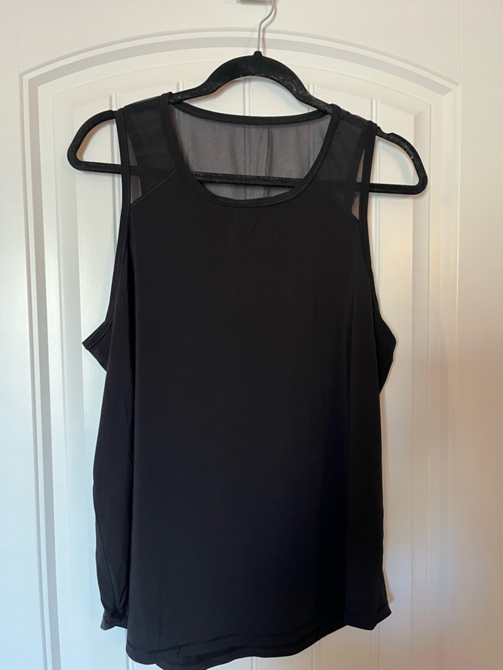 Aerie Black Sleeveless Mesh Yoke Tank Top—Size L